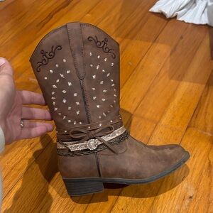 Girls Brown Western Cowboy Boots with Embellishments